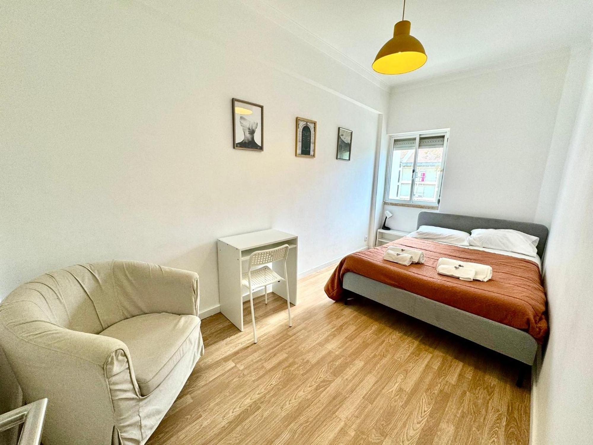 Almada Big Flat Next To Lisbon And Caparica Beach Luaran gambar