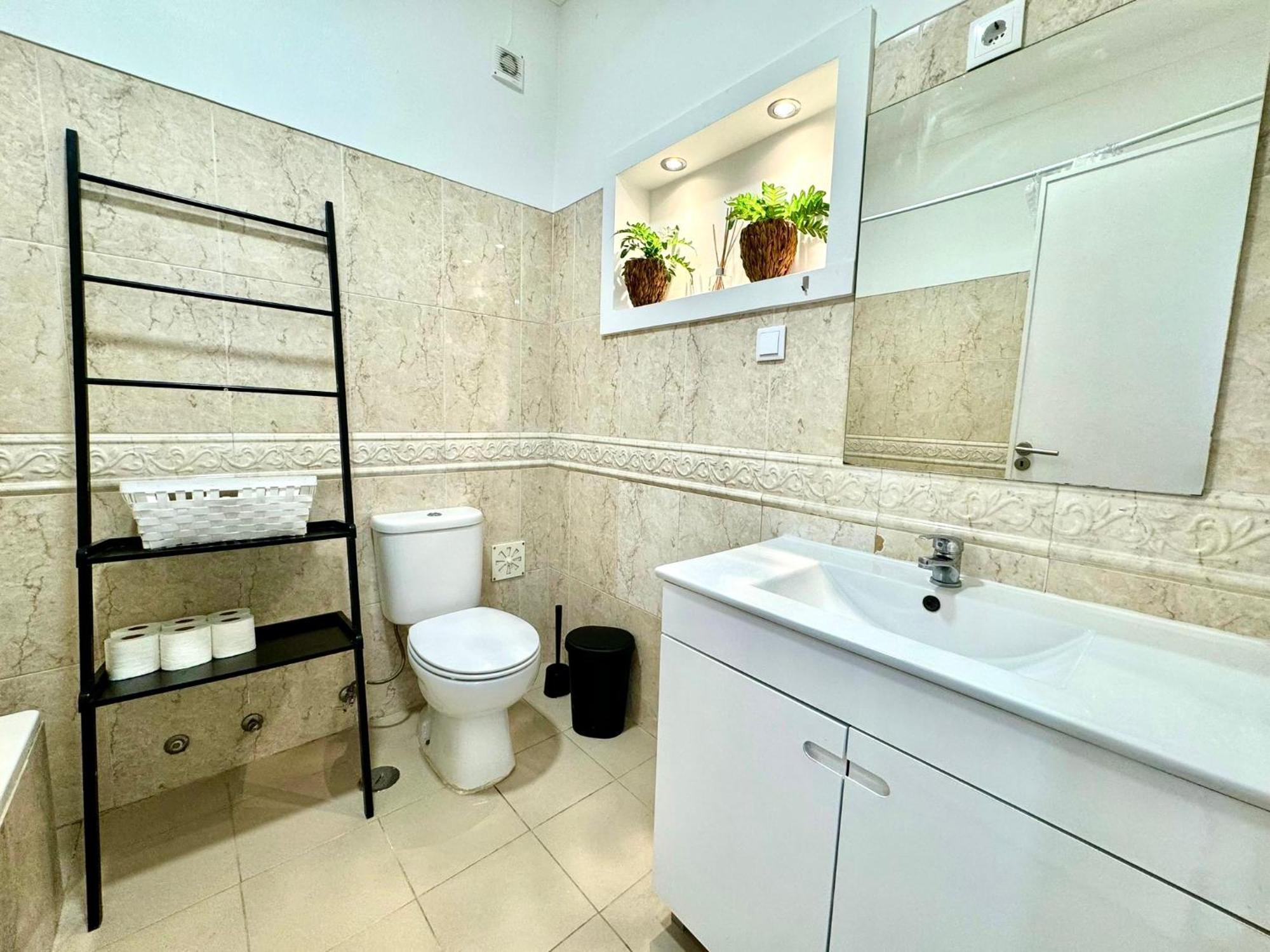 Almada Big Flat Next To Lisbon And Caparica Beach Luaran gambar